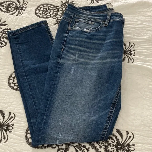 BKE Women's Dark Blue Skinny Jeans - Picture 3 of 3